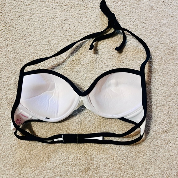 Small, Exhilaration brand swimsuit top - like new condition - Picture 2 of 3